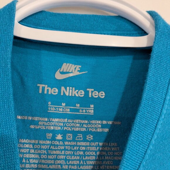 *3/$10* Nike Just Do It Graphic Tee Bright Blue Size 6 Size Medium - Picture 2 of 4